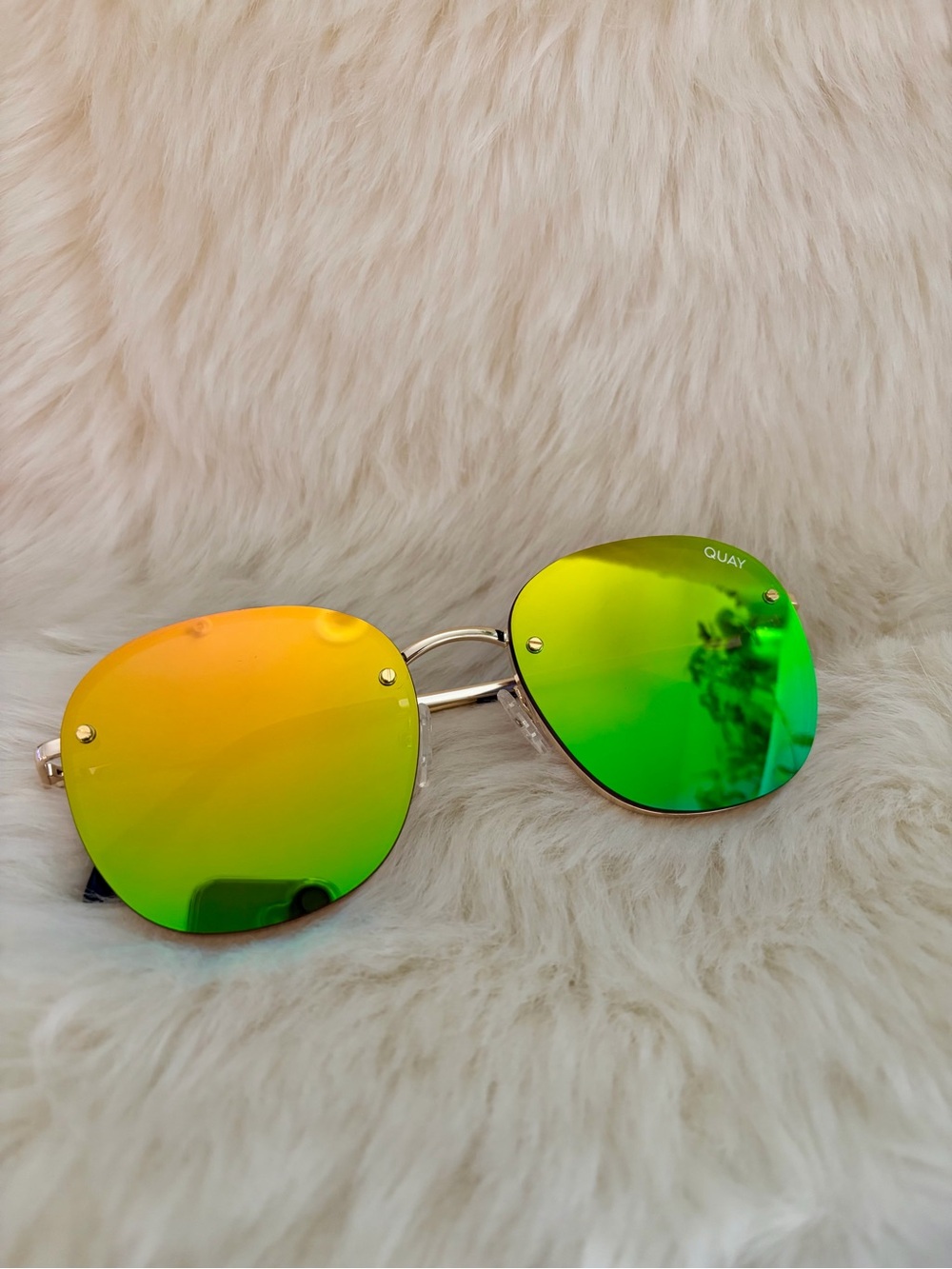 Quay Australia JEZABELL 126 Green-Orange Mirrored Rimless Sunglasses